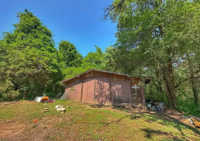 Photo 12 of Single family home for sale at 877 Beaumont Beach Rd, Dover, AR 72837 | MLS# 1358977 | Listing updated on 2026-08-14
