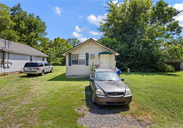 1st image of 220 & 222 E J St, Russellville, AR 72801 | MLS# 1358980