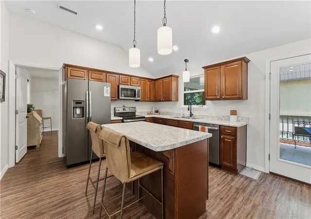 Photo 3 of Single family home for sale at 9 Hebrides Dr, Bella Vista, AR 72715 | MLS# 1358947 | Listing updated on 2026-08-17