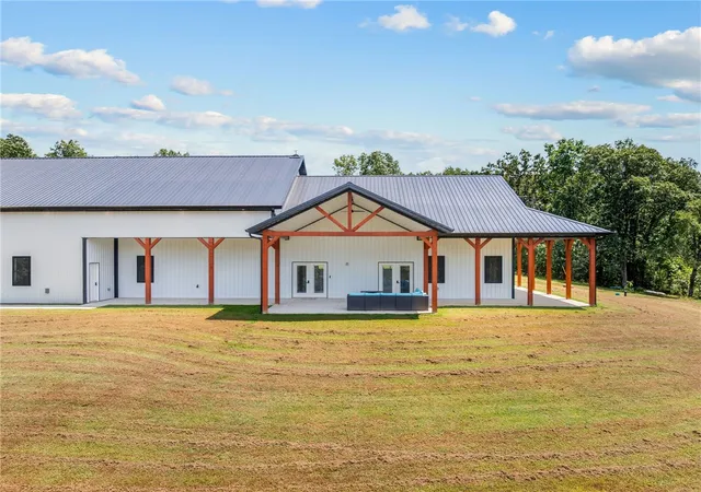 2nd image of 11597 Huckleberry Dr, Omaha, AR 72662 | MLS# 1359025