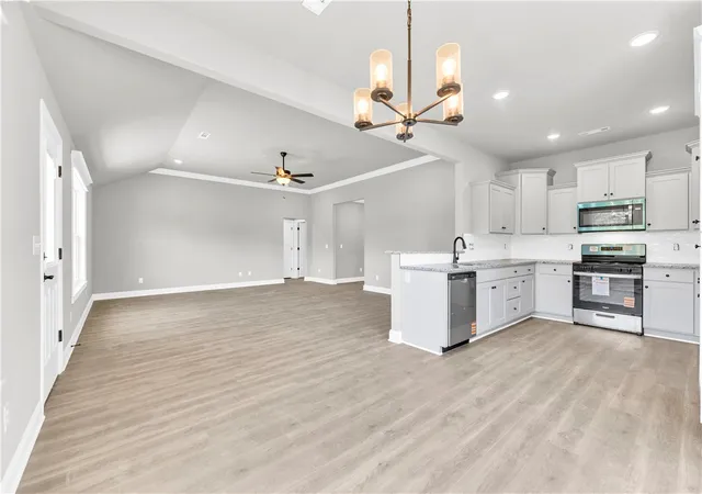 Photo 3 of Single family home for sale at 238 Lavona Ln, Huntsville, AR 72740 | MLS# 1359031 | Listing updated on 2026-08-16