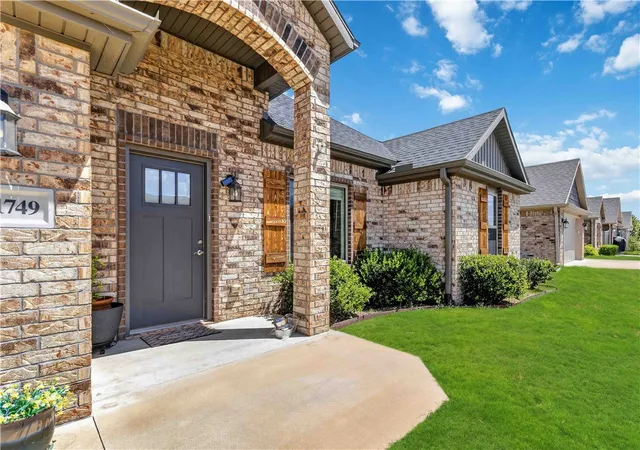Photo 2 of Single family home for sale at 1749 Charismatic Dr, Prairie Grove, AR 72753 | MLS# 1359041 | Listing updated on 2026-08-18