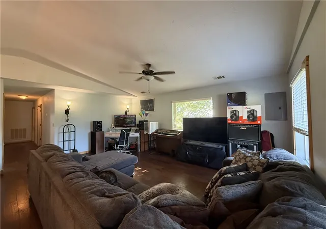 Photo 3 of Single family home for sale at 116 Elm St, Lead Hill, AR 72644 | MLS# 1358925 | Listing updated on 2026-08-17