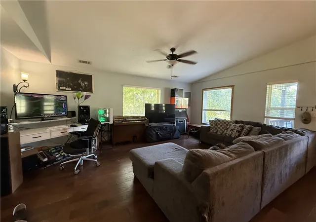 Photo 4 of Single family home for sale at 116 Elm St, Lead Hill, AR 72644 | MLS# 1358925 | Listing updated on 2026-08-17