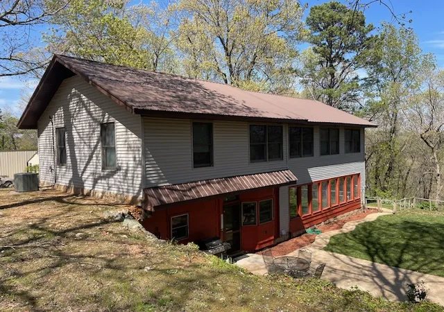 Photo 4 of Single family home for sale at 121 Mc 3005, Yellville, AR 72687 | MLS# 1359107 | Listing updated on 2026-08-18