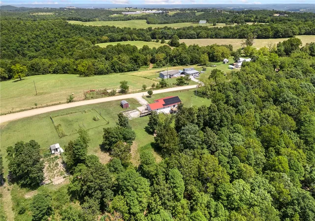 43rd image of 1637 Grassy Gap Rd, Harrison, AR 72601 | MLS# 1359133