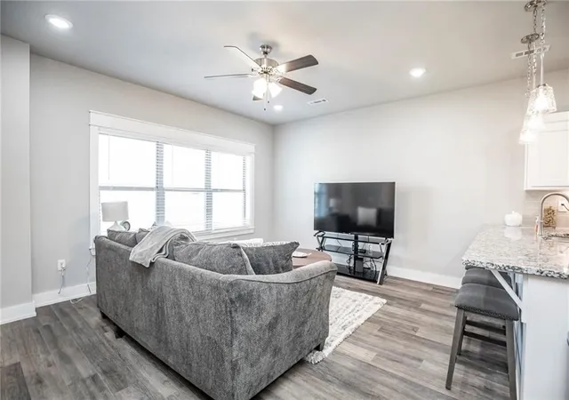 2nd image of 2578 N Ward Dr, Fayetteville, AR 72704 | MLS# 1359132