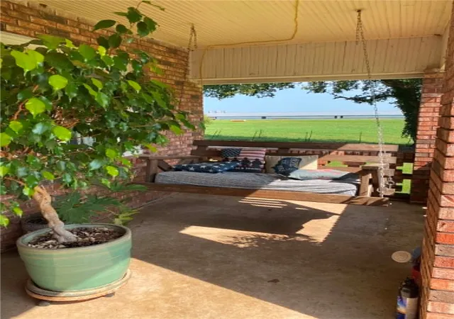 Photo 3 of Sale Pending at 893 County Rd 405, Berryville, AR 72616 | MLS# 1359136 | Listing updated on 2026-08-22