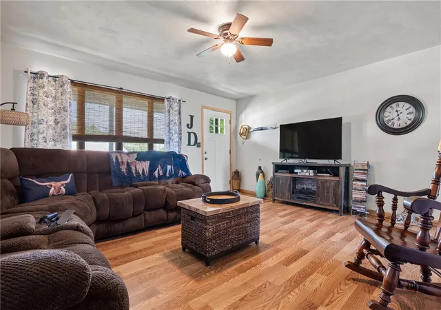 Photo 4 of Single family home for sale at 17 Sue St, Western Grove, AR 72685 | MLS# 1359146 | Listing updated on 2026-09-16