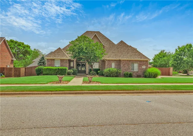 Photo 2 of Single family home for sale at 4704 W Mossy Oak Trl, Rogers, AR 72758 | MLS# 1359070 | Listing updated on 2026-08-17