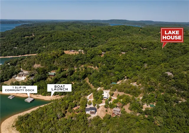 2nd image of 637 Highland Park Dr, Eureka Springs, AR 72631 | MLS# 1359116