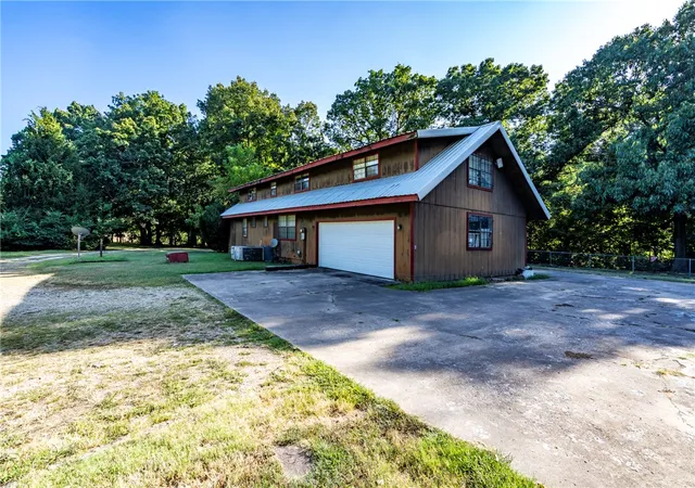 Photo 4 of Single family home for sale at 13301 Big Red Ln, Siloam Springs, AR 72761 | MLS# 1359199 | Listing updated on 2026-08-19
