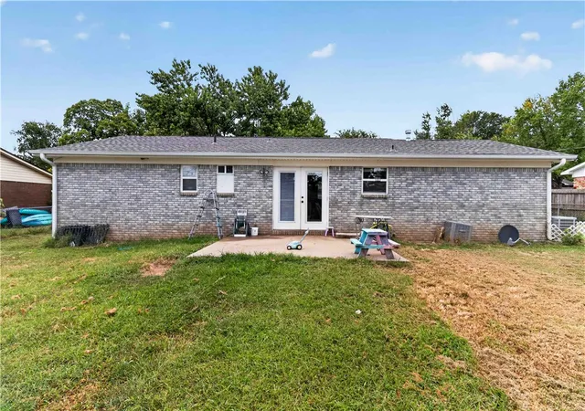 Photo 29 of Sale Pending at 2333 Alpine Cir, Siloam Springs, AR 72761 | MLS# 1359259 | Listing updated on 2026-08-20