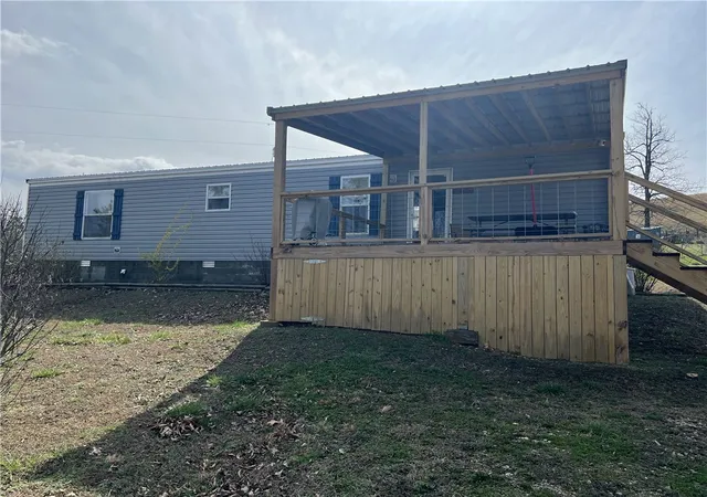 Photo 3 of Manufactured home for sale at 20041 Ar 21, Ponca, AR 72670 | MLS# 1359272 | Listing updated on 2026-10-07