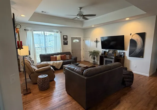 Photo 4 of Single family home for sale at 203 Ashford Dr, Russellville, AR 72802 | MLS# 1359029 | Listing updated on 2026-10-02