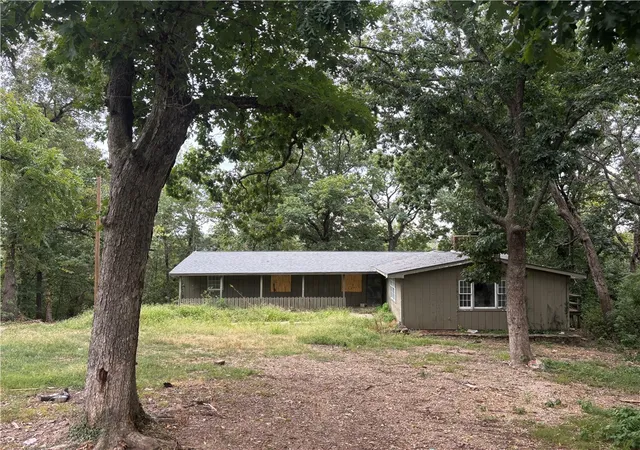 1st image of 60 Saturn Ave, Holiday Island, AR 72631 | MLS# 1359255