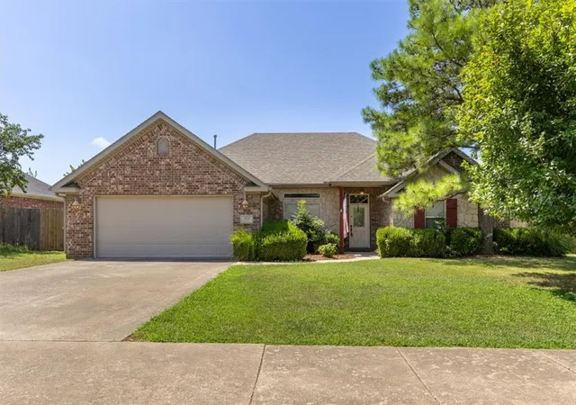 Photo 1 of Single family home for sale at 1831 Spring Crk Ave, Springdale, AR 72764 | MLS# 1359064 | Listing updated on 2026-08-19