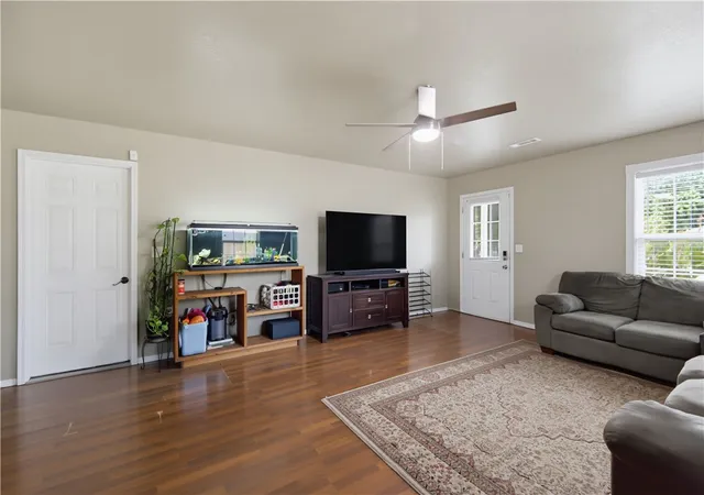3rd image of 1116 E Jewell St, Siloam Springs, AR 72761 | MLS# 1359261