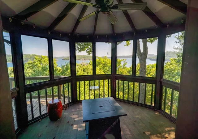 2nd image of 172 N Bluff Rd, Eureka Springs, AR 72631 | MLS# 1359358