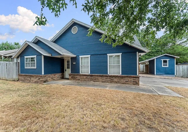 Photo 1 of Sale Pending at 1600 S 26th Place, Rogers, AR 72758 | MLS# 1359310 | Listing updated on 2026-08-21