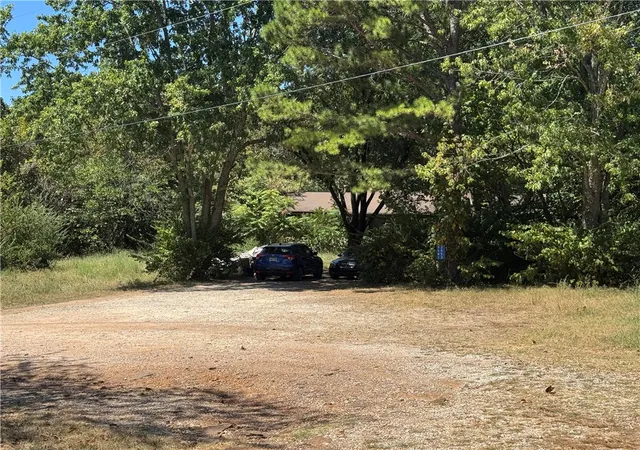 Photo 3 of Sale Pending at 3941 N  3953 Gulley Rd, Fayetteville, AR 72703 | MLS# 1359420 | Listing updated on 2026-08-22