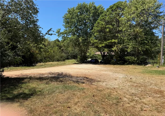 Photo 3 of Sale Pending at 3941 N -3953 Gulley Rd, Fayetteville, AR 72703 | MLS# 1359420 | Listing updated on 2026-08-22