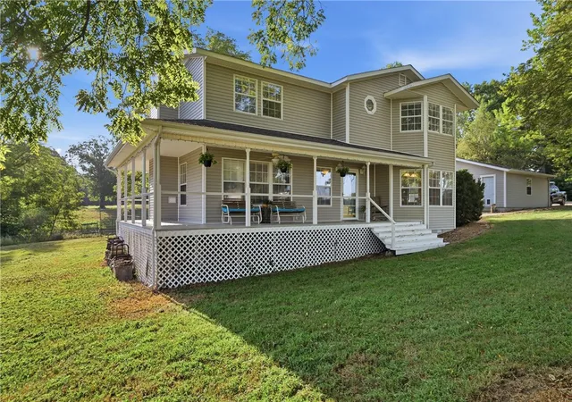 Photo 3 of Single family home for sale at 13416 Pete Lee Rd, Farmington, AR 72730 | MLS# 1358777 | Listing updated on 2026-08-24