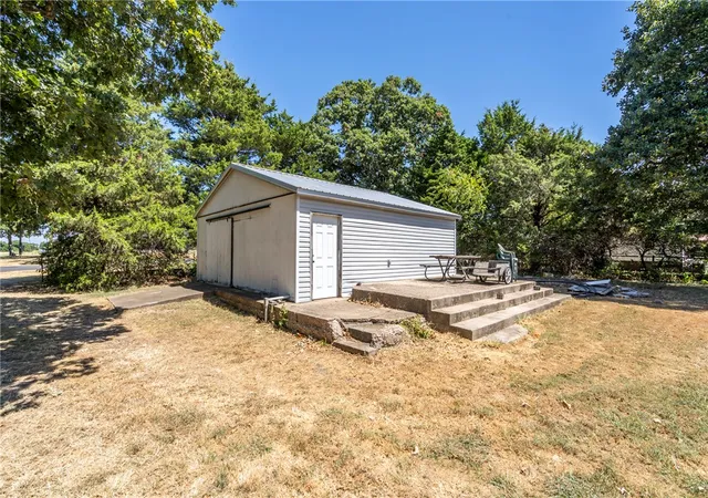 Photo 4 of Sale Pending at 13713 State Hwy 116, Colcord, OK 74338 | MLS# 1359264 | Listing updated on 2026-08-24
