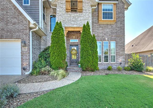 2nd image of 3724 N Jules Verne Ave, Fayetteville, AR 72704 | MLS# 1358371
