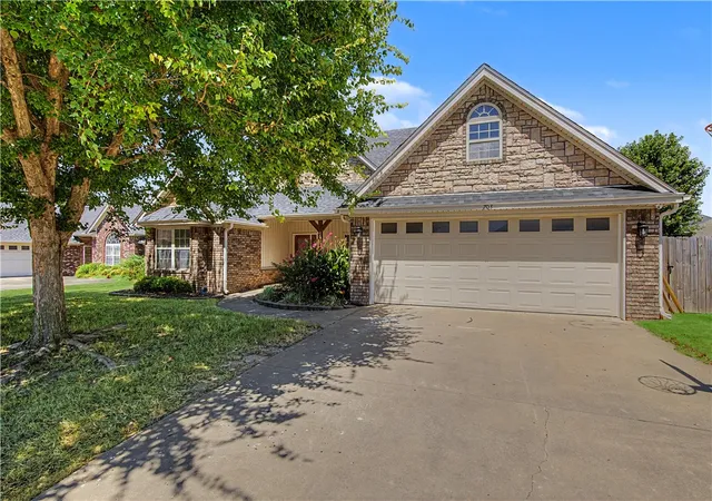 Photo 2 of Single family home for sale at 203 W Windsor Dr, Rogers, AR 72756 | MLS# 1359225 | Listing updated on 2026-09-17