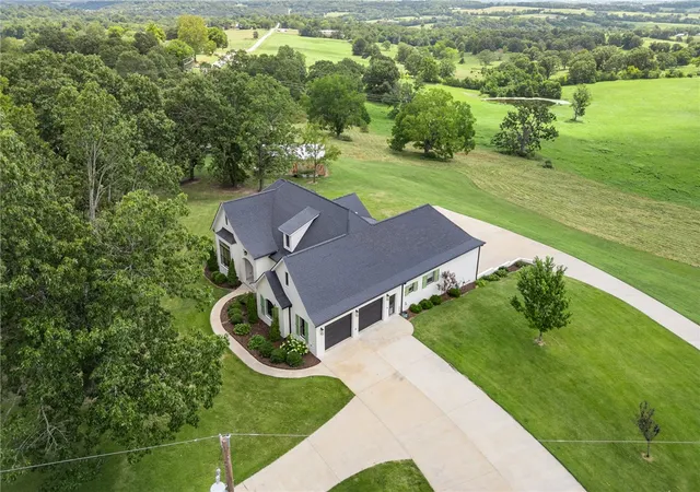 2nd image of 3019 Herb Terry Rd, Harrison, AR 72601 | MLS# 1359449