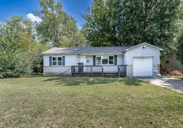 Photo 2 of Single family home for sale at 1505 Backus Ave, Springdale, AR 72764 | MLS# 1359444 | Listing updated on 2026-08-21