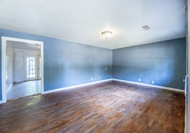 Photo 3 of Single family home for sale at 1505 Backus Ave, Springdale, AR 72764 | MLS# 1359444 | Listing updated on 2026-08-21