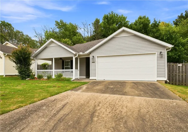 2nd image of 4355 Serviceberry Dr, Fayetteville, AR 72704 | MLS# 1359243