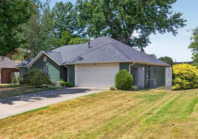 Photo 3 of Sale Pending at 1808 16th Street, Rogers, AR 72758 | MLS# 1359535 | Listing updated on 2026-08-24