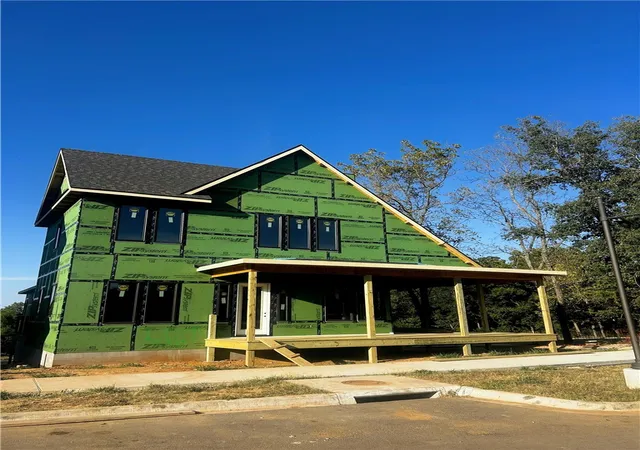 Photo 2 of Single family home for sale at 2310 W Markham, Fayetteville, AR 72701 | MLS# 1359536 | Listing updated on 2026-08-26