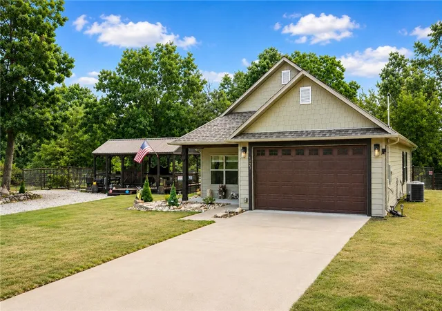 1st image of 1727 Windsor Dr, Lead Hill, AR 72644 | MLS# 1359069