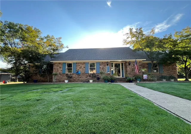 Photo 1 of Single family home for sale at 312 S Utah Ave, Russellville, AR 72801 | MLS# 1359596 | Listing updated on 2026-08-27