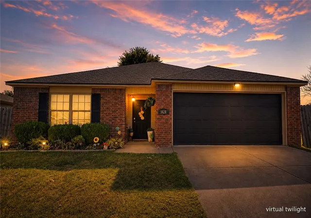 1st image of 1424 S Spritz Dr, Fayetteville, AR 72701 | MLS# 1359597
