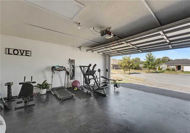 34th image of 1424 S Spritz Dr, Fayetteville, AR 72701 | MLS# 1359597