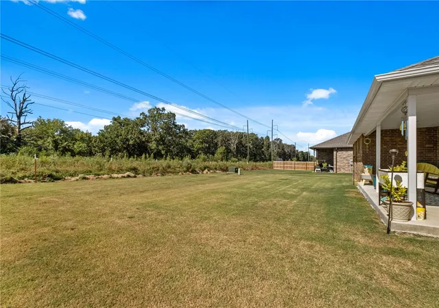 Photo 30 of Single family home for sale at 1500 E Vangston Dr, Siloam Springs, AR 72761 | MLS# 1359599 | Listing updated on 2026-08-21