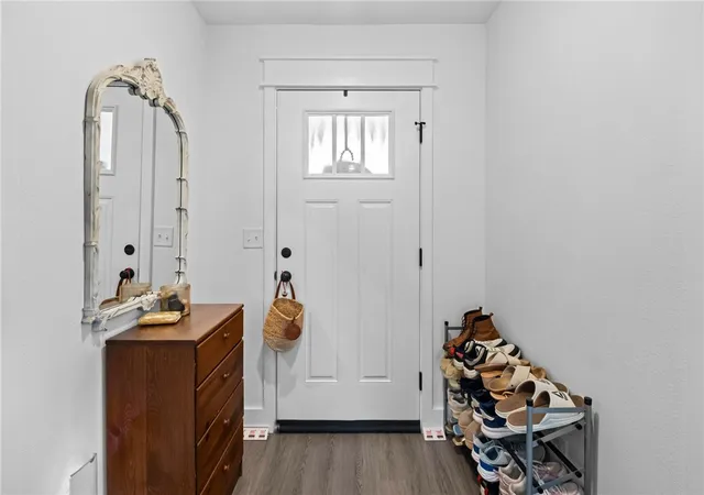 Photo 4 of Single family home for sale at 1500 E Vangston Dr, Siloam Springs, AR 72761 | MLS# 1359599 | Listing updated on 2026-08-21