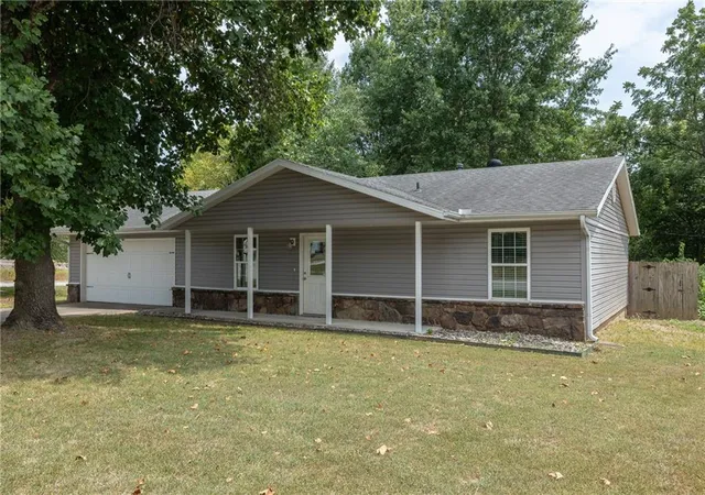 1st image of 2705 Meadowlark Dr, Fayetteville, AR 72704 | MLS# 1359341