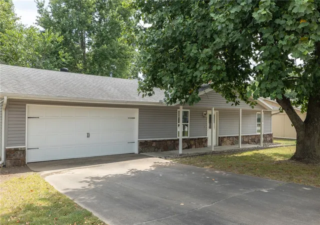 22nd image of 2705 Meadowlark Dr, Fayetteville, AR 72704 | MLS# 1359341