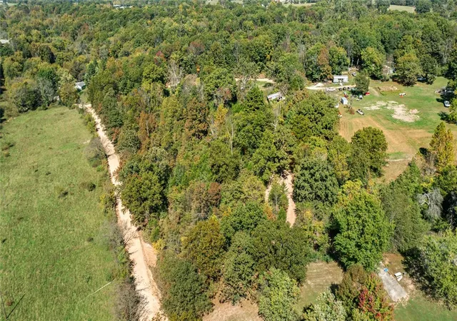 Photo 3 of Sale Pending at 1315 N Scott Hollow Rd, Springdale, AR 72764 | MLS# 1359630 | Listing updated on 2026-09-24