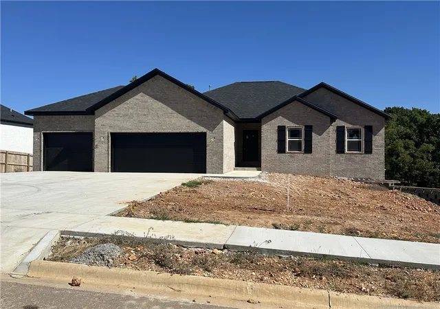 Photo 1 of Single family home for sale at 916 Red Cedar Pl, Rogers, AR 72756 | MLS# 1358460 | Listing updated on 2026-08-22