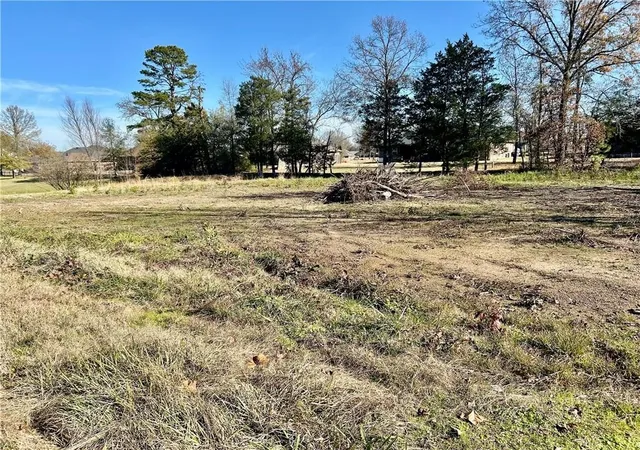 2nd image of 0 W 12Th St, Russellville, AR 72801 | MLS# 1359716