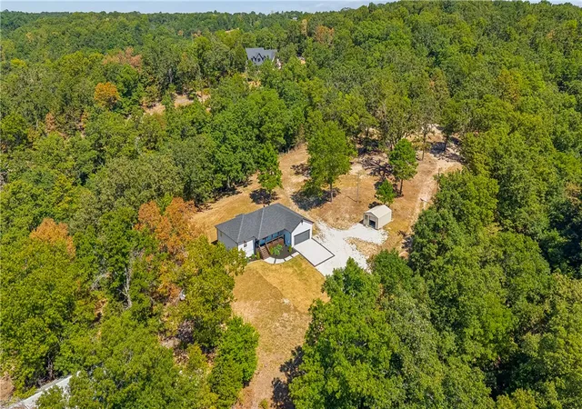 Photo 30 of Single family home for sale at 14520 Esculapia Hollow Rd, Rogers, AR 72758 | MLS# 1359421 | Listing updated on 2026-08-22