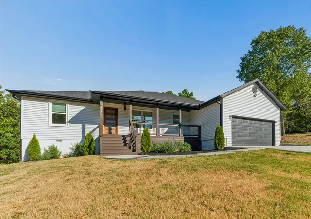 Photo 3 of Single family home for sale at 14520 Esculapia Hollow Rd, Rogers, AR 72758 | MLS# 1359421 | Listing updated on 2026-10-03