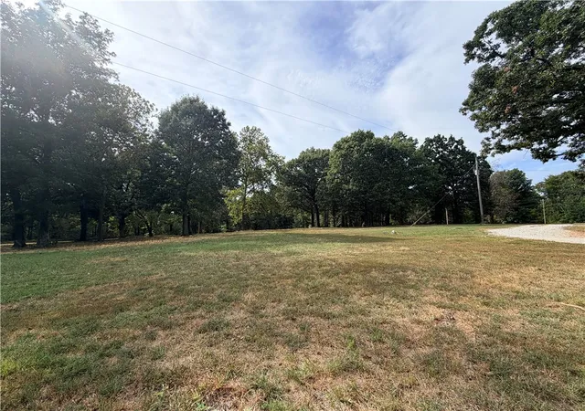 Photo 4 of House for sale at 240 Colton Ln, Stella, MO 64867 | MLS# 1359721 | Listing updated on 2026-08-22